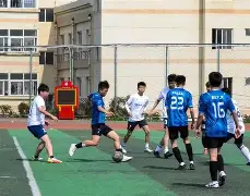 OB真人-曼联球员团结一致,成功晋级半决赛是哪一集
